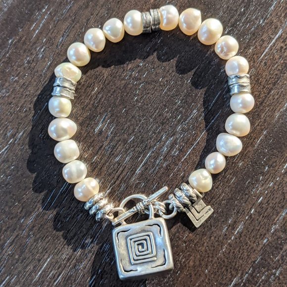 Silpada Sterling Silver Freshwater Pearl Bracelet - Picture 4 of 11